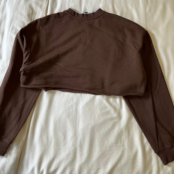 H&M Cropped Sweater - Picture 2 of 3